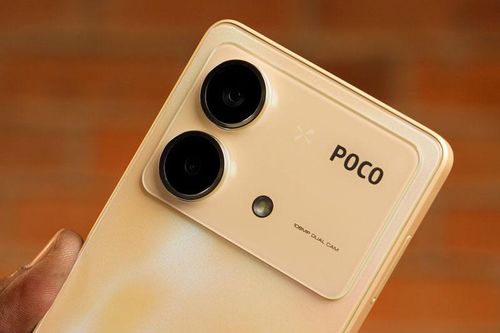 Smartphone 5G, RAM 12 GB, chống nước, sạc 33W, giá 'hạt dẻ'