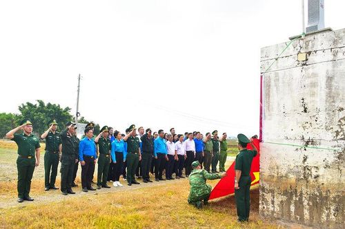 Sôi nổi Chương trình 'Tháng 3 biên giới' tại TP. Châu Đốc