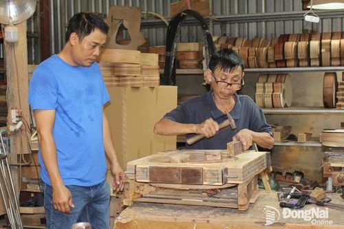 Người 'tạo hồn' cho đàn guitar