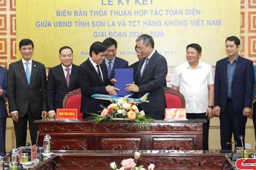 Đẩy mạnh hợp tác toàn diện giữa tỉnh Sơn La và Tổng Công ty Hàng không Việt Nam