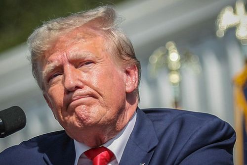 Quốc tế nổi bật: Dự báo bất ngờ về ông Trump