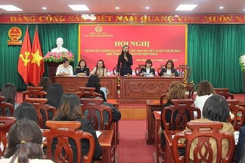 Cục Thuế Hòa Bình giải đáp nhiều vướng mắc của doanh nghiệp