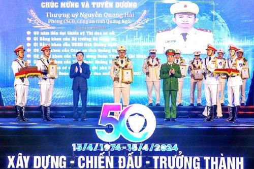 Thượng úy Nguyễn Quang Hải - Bí thư Đoàn Thanh niên Cảnh sát cơ động tiêu biểu