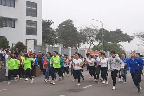 Quận Bắc Từ Liêm khởi động tổ chức Giải chạy Báo Hànôịmới năm 2024