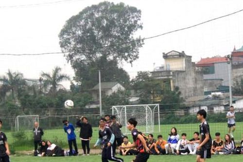 20 đội bóng tranh tài tại giải bóng đá Spring Cup 2024