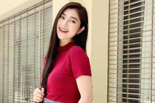 Thanh Trúc mang thai
