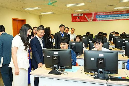 Tìm kiếm 6 'đại sứ tin học văn phòng' Việt Nam tranh tài tại Hoa Kỳ