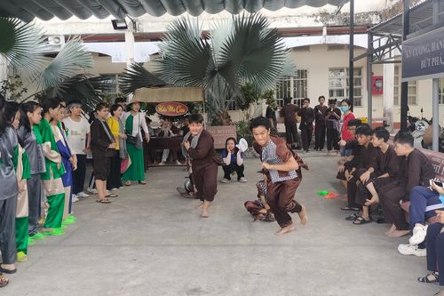 Trò chơi dân gian tạo sức hút lớn