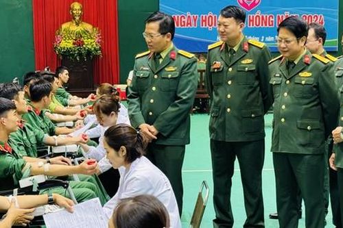 Tuổi trẻ Trường Sĩ quan Lục quân 1 hiến hơn 600 đơn vị máu cứu người