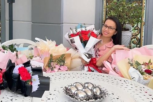 Ca sĩ Cẩm Ly làm nông dân trong biệt thự 20 tỷ đồng