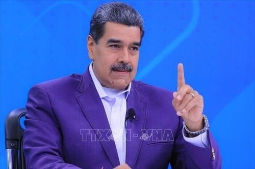 Tổng thống Venezuela chính thức tranh cử nhiệm kỳ ba
