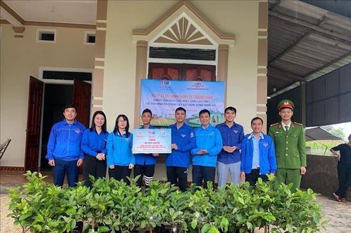 Hà Tĩnh: Thanh niên tình nguyện ra quân ngày chủ nhật xanh, xây dựng nông thôn mới