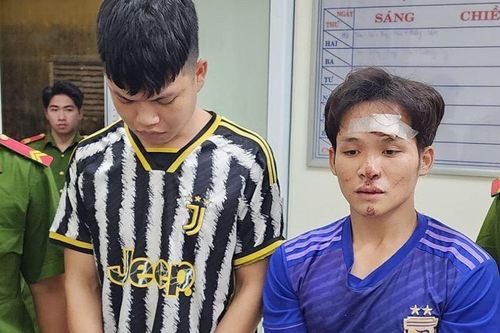 Hai 'ma men' dùng gạch tấn công lực lượng 911 sẽ bị xử lý thế nào?
