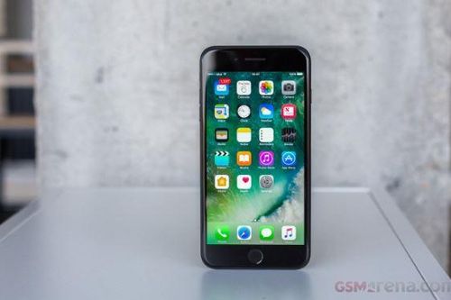 Chỉ còn hơn 2 triệu đồng ngang bằng điện thoại giá rẻ iPhone 7 Plus vẫn làm được việc trong năm 2024