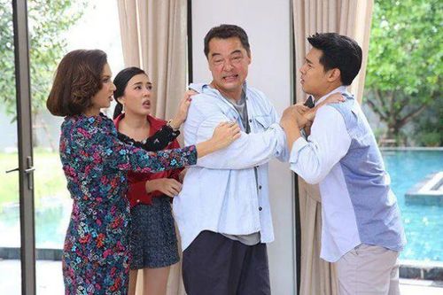 Trong khi các anh chị lao vào tranh giành quyền thừa kế, còn bạn trai tôi lại hờ hững dửng dưng