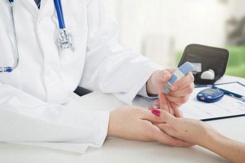 Bác sĩ trả lời: Tiểu đường tuýp 2 có nguy cơ bị đột quỵ không?