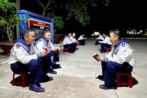 Trung tâm Huấn luyện (Vùng 4 Hải quân): Phát huy mô hình 'Tổ 3 người cùng tiến'