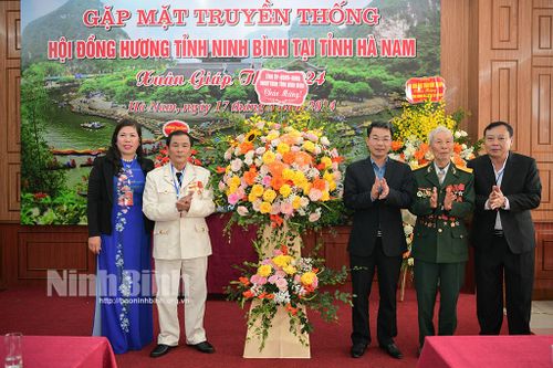 Hội đồng hương Ninh Bình tại Hà Nam gặp mặt đầu Xuân năm 2024