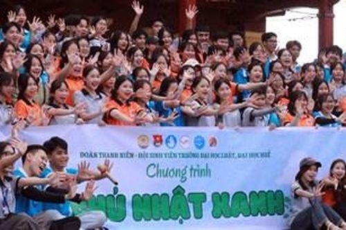 Nhiều hoạt động ý nghĩa của tuổi trẻ Đại học Huế nhân tháng Thanh niên