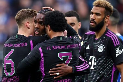 Bayern Munich rút ngắn khoảng cách với đội dẫn đầu Bundesliga