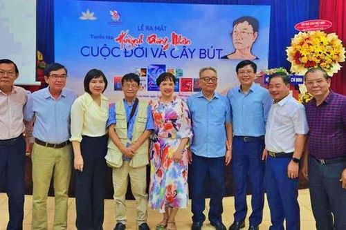 Ra mắt 'Tuyển tập Huỳnh Dũng Nhân – Cuộc đời và cây bút': Cống hiến một đời cho văn, báo, thơ, nhạc