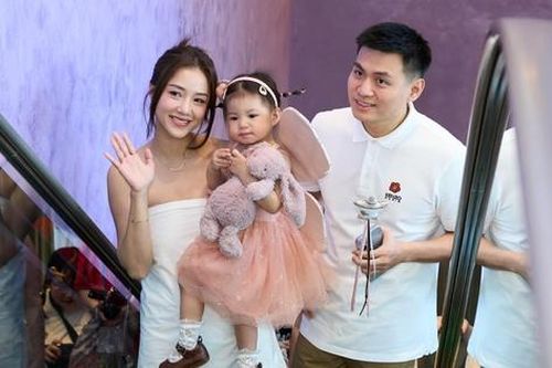 Điều ít biết về em bé Pam – 'em bé quốc dân hot nhất mạng xã hội'