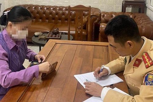 Nữ tài xế va chạm giao thông ở phố Trần Cung đã nộp phạt 46 triệu đồng