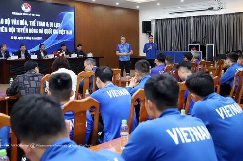 HLV Troussier: 'Mục tiêu của đội tuyển Việt Nam là thắng Indonesia'
