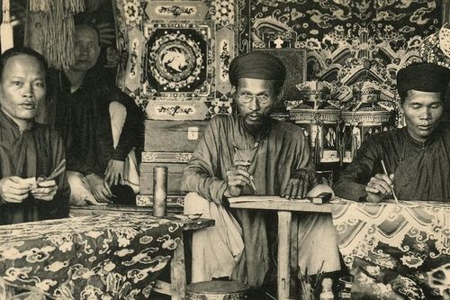 Ảnh = Ký ức = Lịch sử (kỳ 95): Nghề thêu và phố thợ thêu ở Hà Nội