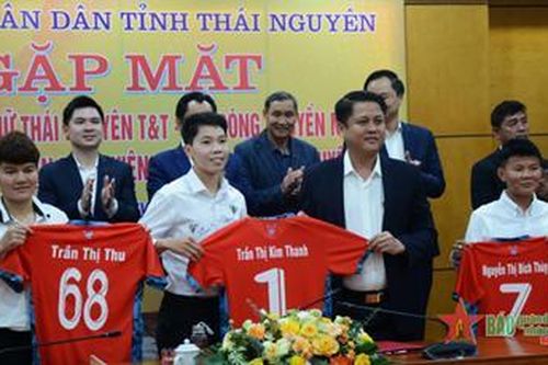 Điểm tựa bứt phá