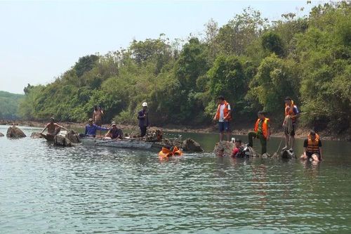 Bình Phước: Tìm thấy thi thể 3 nữ sinh bị nước cuốn nghi do thủy điện xả nước