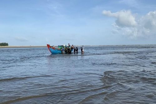 Tìm thấy thi thể ngư dân mất tích 9 ngày trên biển Quảng Bình