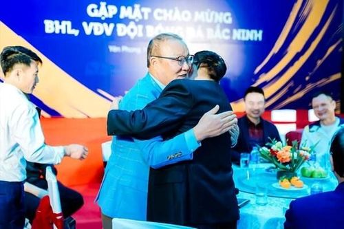 Đội bóng của HLV Park Hang Seo vô địch Cúp Tứ hùng