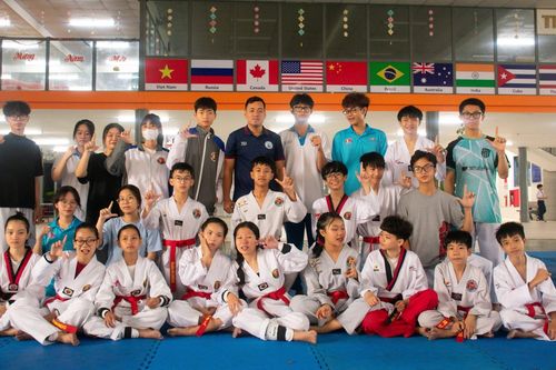 Trường THPT & THCS Lê Lợi: Giáo dục - đâu chỉ luyện 'tài' và 'đức'