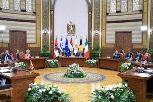 Hội nghị thượng đỉnh Ai Cập-châu Âu: EU mang 'gói' tài trợ-đầu tư tới Cairo làm 'quà', ca ngợi tầm quan trọng của quốc gia Bắc Phi