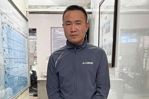 Lời khai của xế ô tô chạy trốn cảnh sát, đâm liên hoàn nhiều phương tiện ở Hà Nội