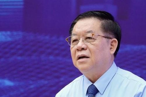 'Làm báo có thể nghèo nhưng không lợi dụng cái này để đánh cái kia...'
