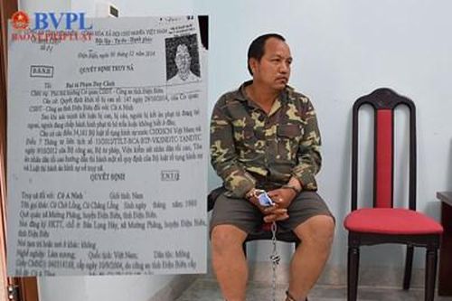 Bắt đối tượng truy nã trốn ở Lào hơn 10 năm, thu 3 khẩu súng