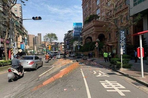 Án Nước ngoài-Luật Việt Nam: 10.000 quả trứng đổ xuống đường gây tai nạn, tài xế xe tải nhận án phạt