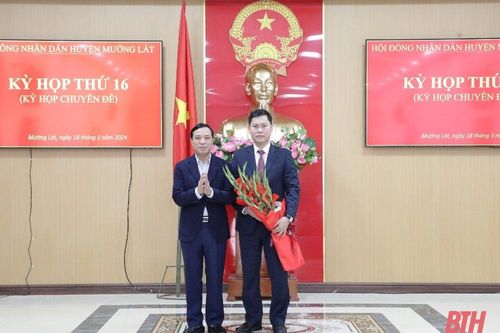 Phó Bí thư Thường trực Tỉnh ủy Lại Thế Nguyên dự Kỳ họp thứ 16, HĐND huyện Mường Lát khóa VI