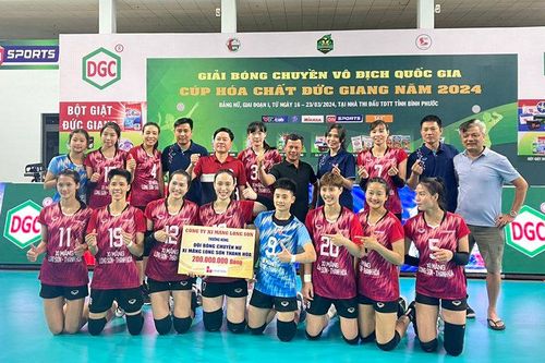 Xi măng Long Sơn Thanh Hóa thắng trận thứ 2 liên tiếp tại Giải bóng chuyền VĐQG 2024