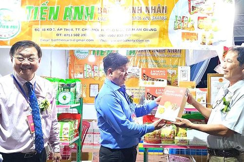 Chợ Mới phát huy vai trò doanh nghiệp