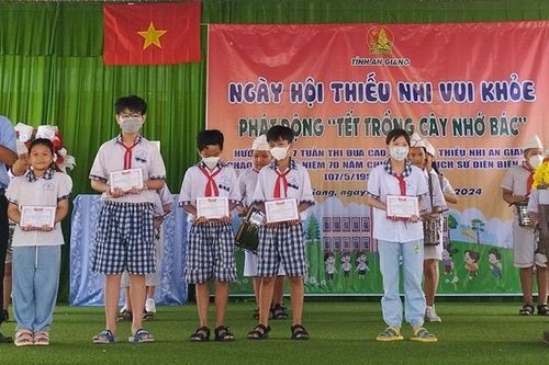 Huyện đoàn Phú Tân đăng cai Ngày hội 'Thiếu nhi vui khỏe' gắn với phát động 'Tết trồng cây nhớ Bác'