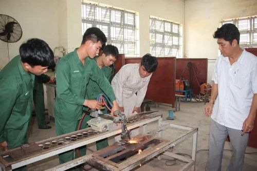 Hỗ trợ đào tạo nghề cho thanh niên hoàn thành nghĩa vụ quân sự, công an: Hướng nghiệp bám sát thực tế