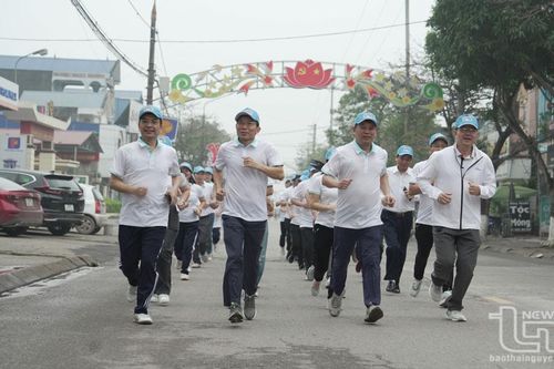 TP. Sông Công: Trên 1.400 vận động viên tham gia Ngày chạy Olympic