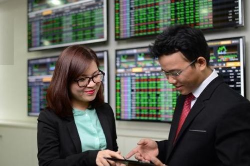 Triển vọng lợi nhuận của các công ty chứng khoán cải thiện nhờ đâu?