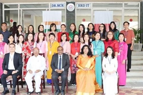 Gần 30 nhà báo Việt Nam tham dự khóa học báo chí hiện đại tại Ấn Độ