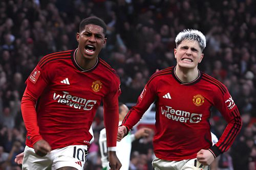 Man Utd thắng nghẹt thở Liverpool