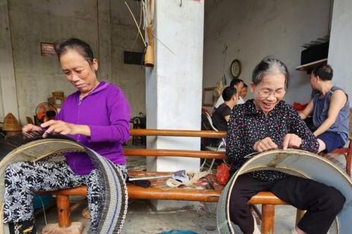 Chuyện giữ nghề nơi 'xứ mây' Phú Vinh