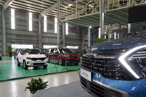 'Làn sóng' giảm giá ô tô từ trung tuần tháng 3